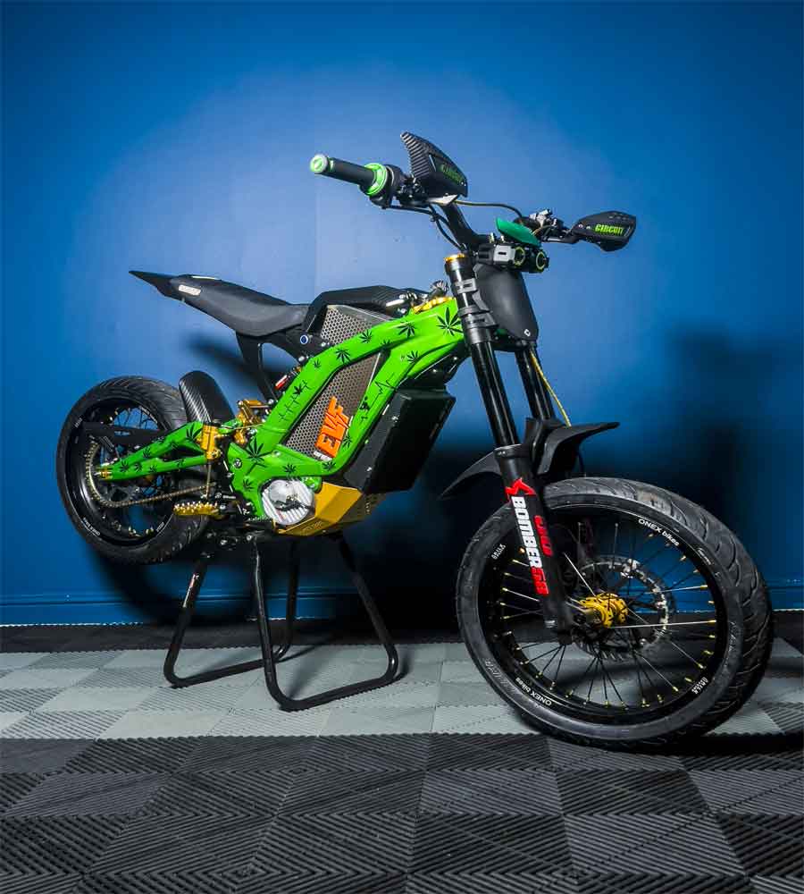 Fully Loaded 72v Sur Ron Light Bee STAGE3 - Race Bike 🏁 - EVFREAKSFully Loaded 72v Sur Ron Light Bee STAGE3 - Race Bike 🏁