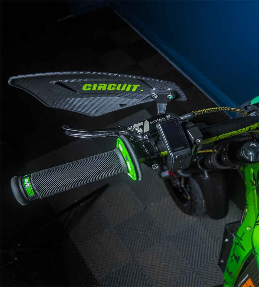 Fully Loaded 72v Sur Ron Light Bee STAGE3 - Race Bike 🏁 - EVFREAKSFully Loaded 72v Sur Ron Light Bee STAGE3 - Race Bike 🏁