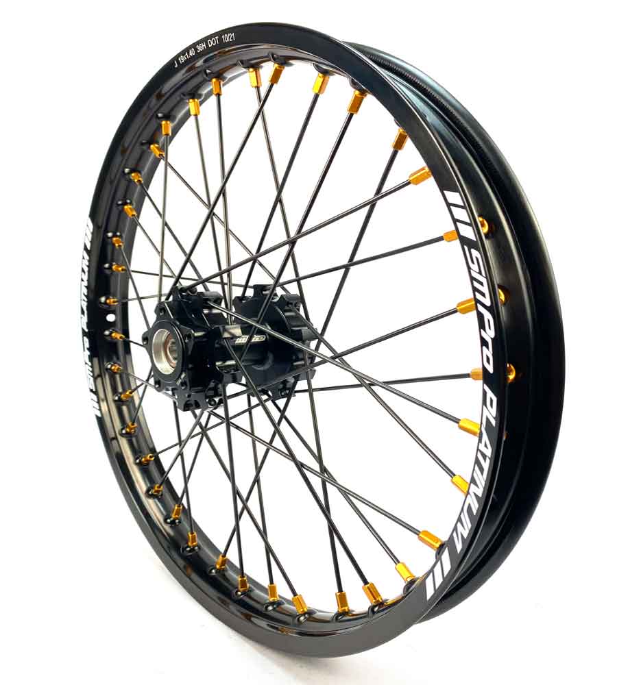 SM Pro Light Bee Wheelset – Black Rim and Golden Nipples - EVFREAKS SM Pro Light Bee Wheelset – Black Rim and Golden Nipples