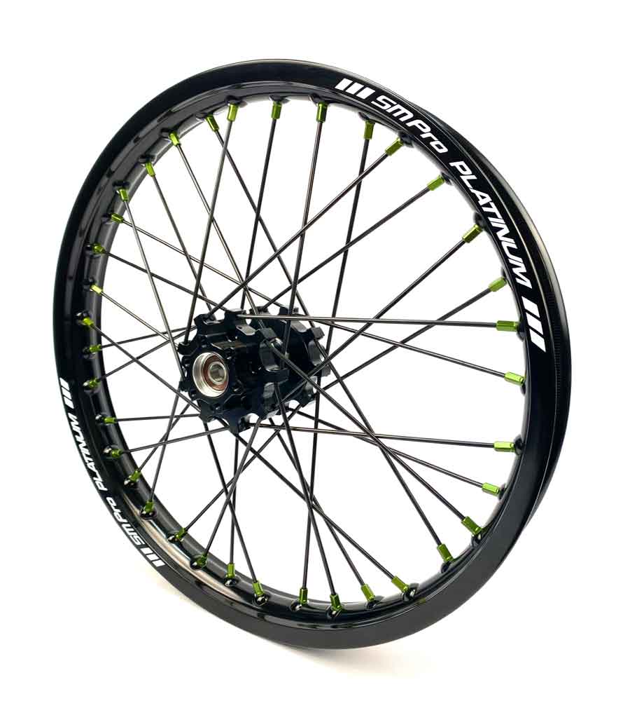 SM Pro Light Bee Wheelset – Black Rim and Green Nipples - EVFREAKS SM Pro Light Bee Wheelset – Black Rim and Green Nipples