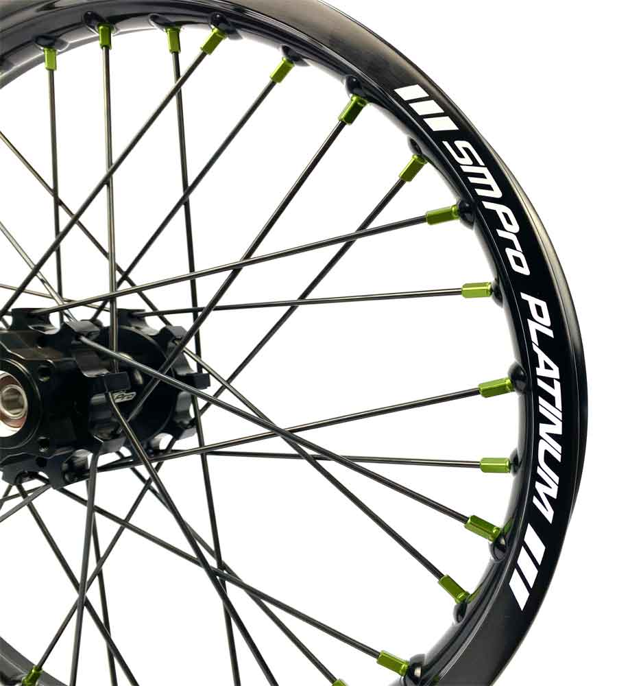 SM Pro Light Bee Wheelset – Black Rim and Green Nipples - EVFREAKS SM Pro Light Bee Wheelset – Black Rim and Green Nipples