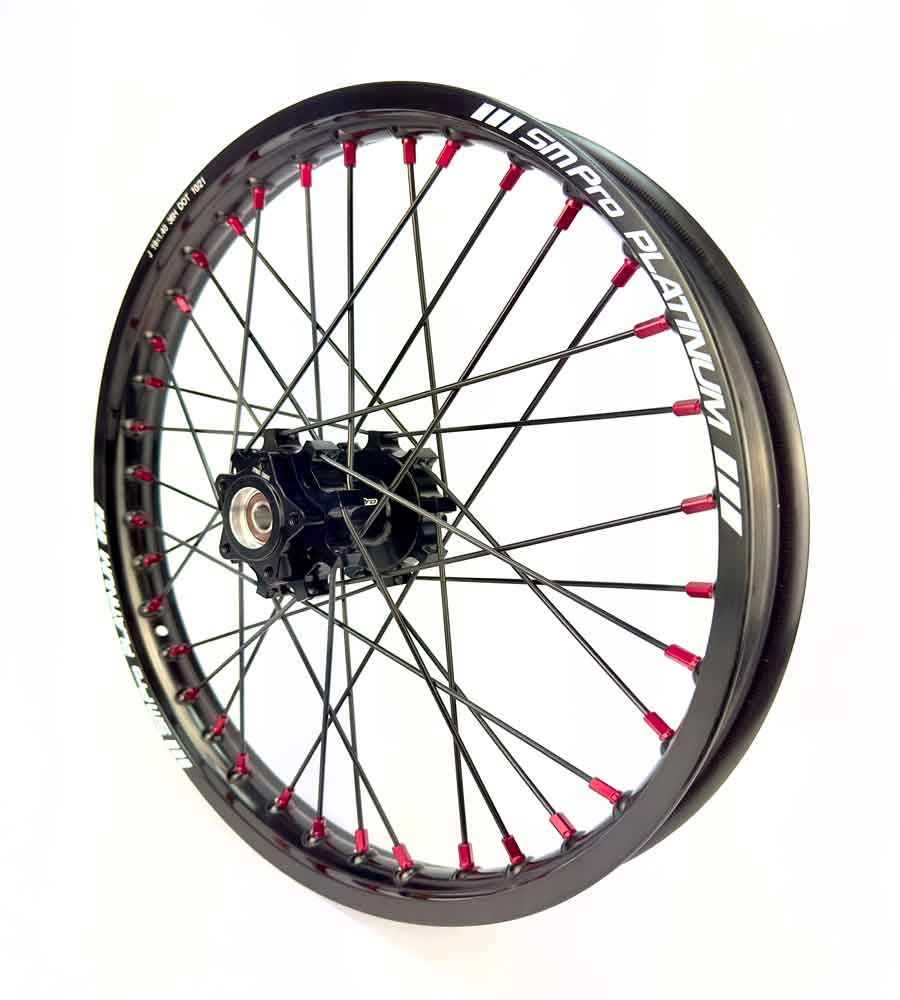 SM Pro Light Bee Wheelset – Black Rim and Red Nipples - EVFREAKS SM Pro Light Bee Wheelset – Black Rim and Red Nipples