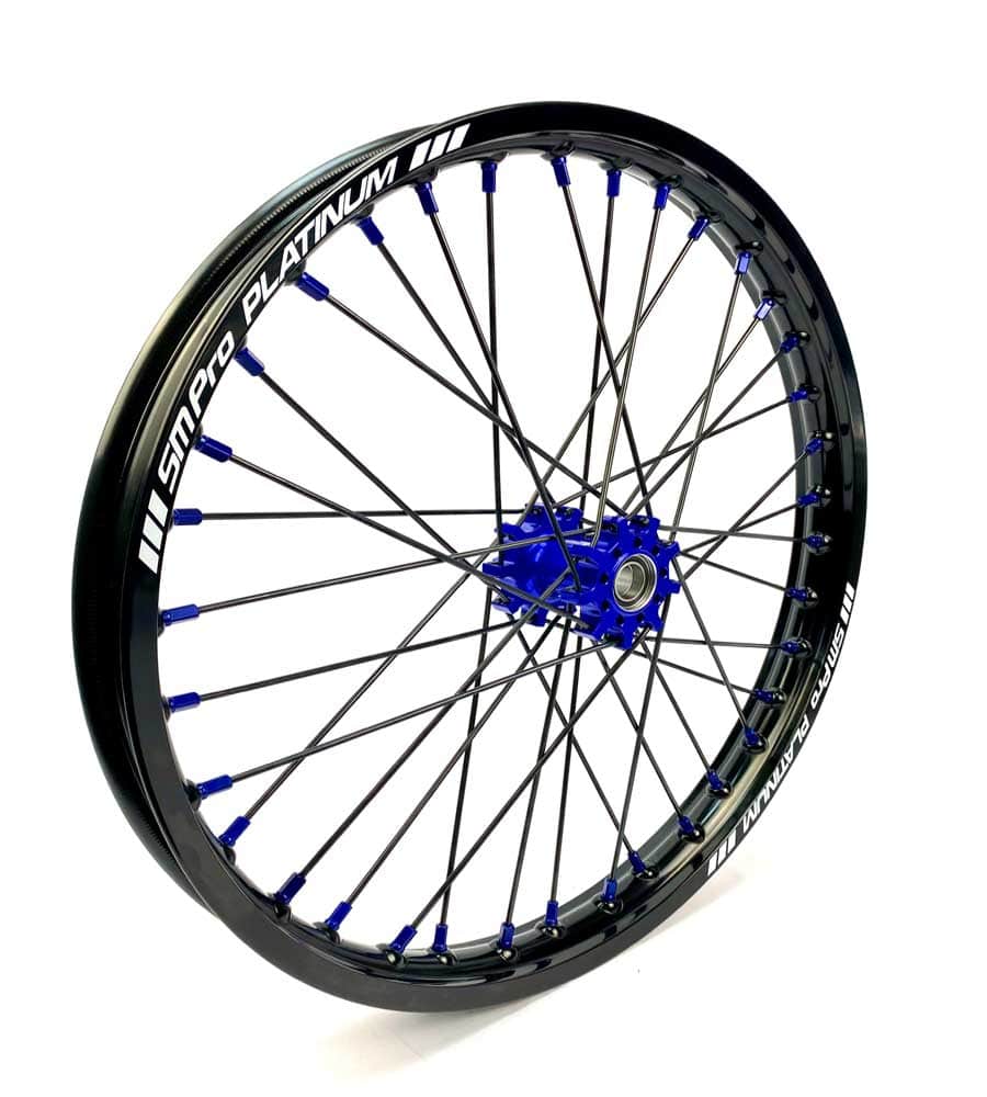 SM Pro Light Bee Wheelset – Blue Hub and Blue Nipples - EVFREAKSSM Pro Light Bee Wheelset – Blue Hub and Blue Nipples