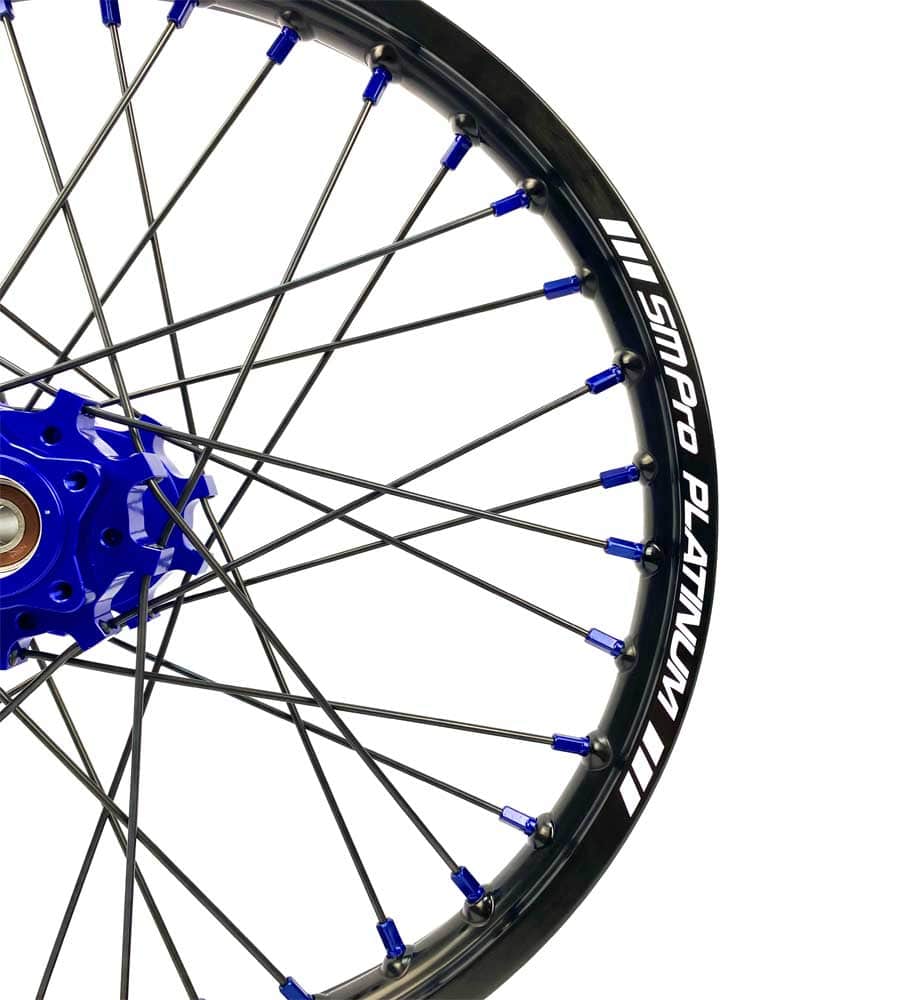 SM Pro Light Bee Wheelset – Blue Hub and Blue Nipples - EVFREAKSSM Pro Light Bee Wheelset – Blue Hub and Blue Nipples