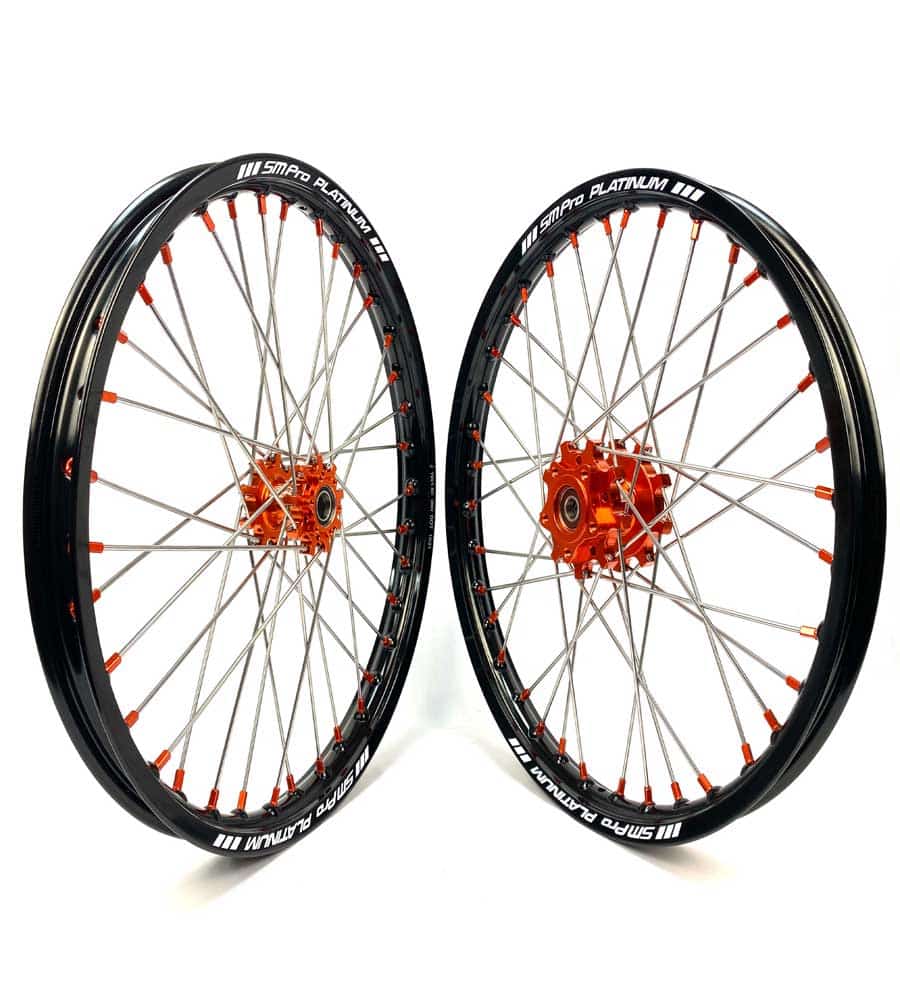 SM Pro Light Bee Wheelset – Ornage Hubs and Orange Nipples - EVFREAKS SM Pro Light Bee Wheelset – Ornage Hubs and Orange Nipples
