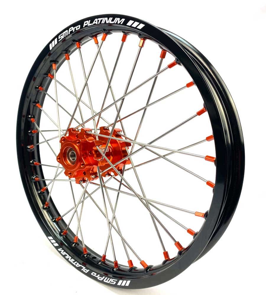 SM Pro Light Bee Wheelset – Ornage Hubs and Orange Nipples - EVFREAKS SM Pro Light Bee Wheelset – Ornage Hubs and Orange Nipples