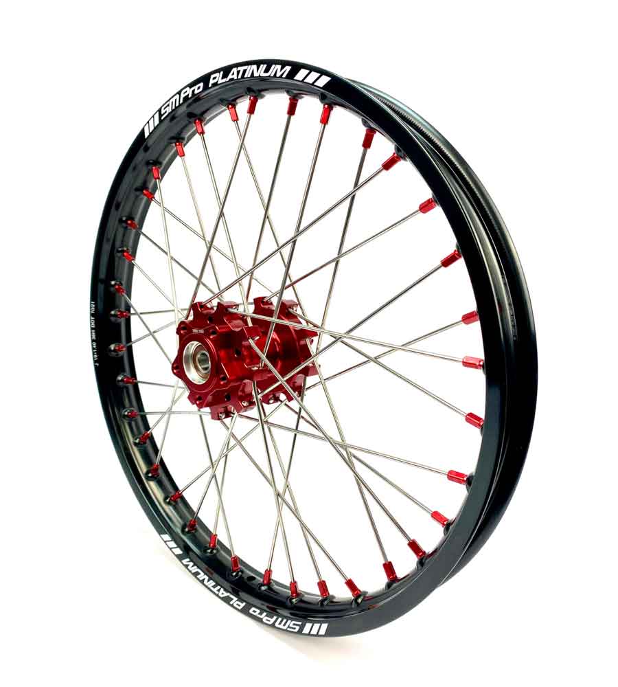 SM Pro Light Bee Wheelset – Red Hub and Red Nipples - EVFREAKSSM Pro Light Bee Wheelset – Red Hub and Red Nipples