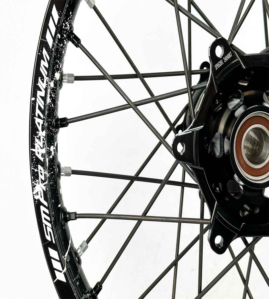 SM Pro Light Bee Wheelset – Splatterkote and Black and White Nipples - EVFREAKS SM Pro Light Bee Wheelset – Splatterkote and Black and White Nipples