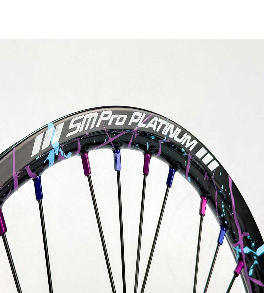 SM Pro Light Bee Wheelset – Splatterkote and Blue and Purple Nipples - EVFREAKSSM Pro Light Bee Wheelset – Splatterkote and Blue and Purple Nipples