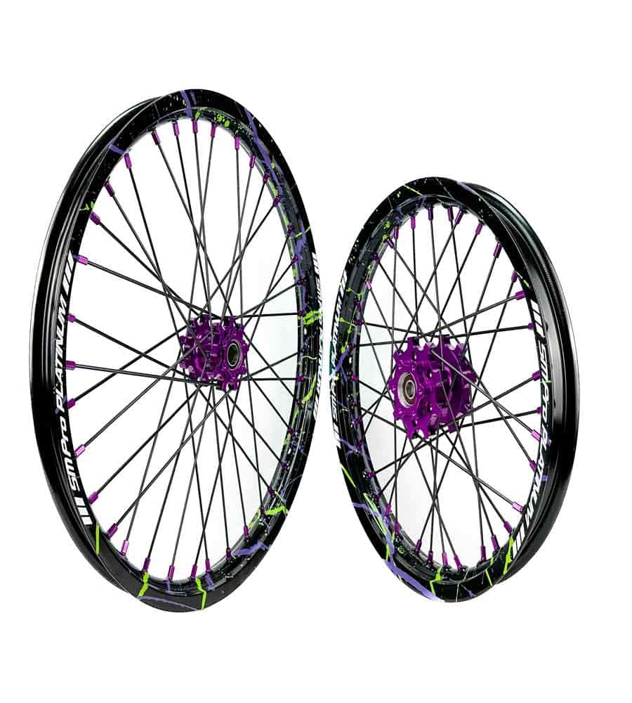 SM Pro Light Bee Wheelset – Zombie Green Splatterkote and Purple Nipples - EVFREAKSSM Pro Light Bee Wheelset – Zombie Green Splatterkote and Purple Nipples