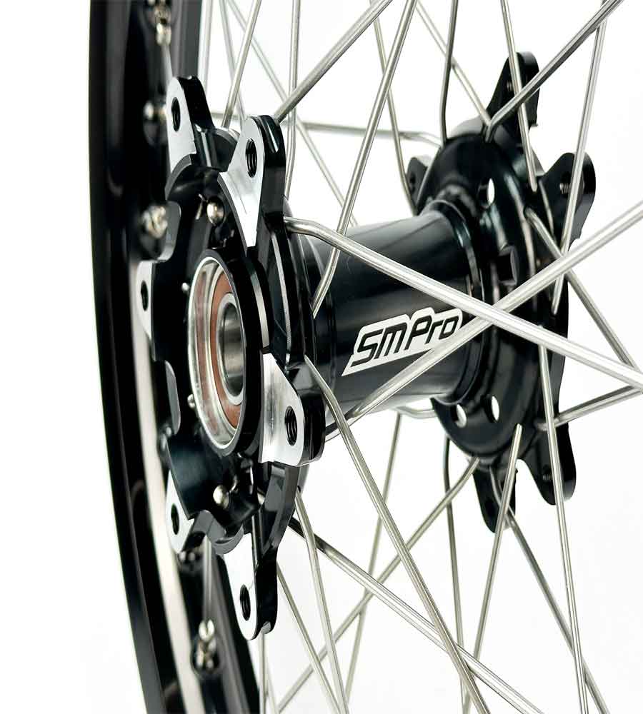 SM Pro Ultra Bee Wheels – Black Hubs, Nickel Silver Spokes - EVFREAKSSM Pro Ultra Bee Wheels – Black Hubs, Nickel Silver Spokes