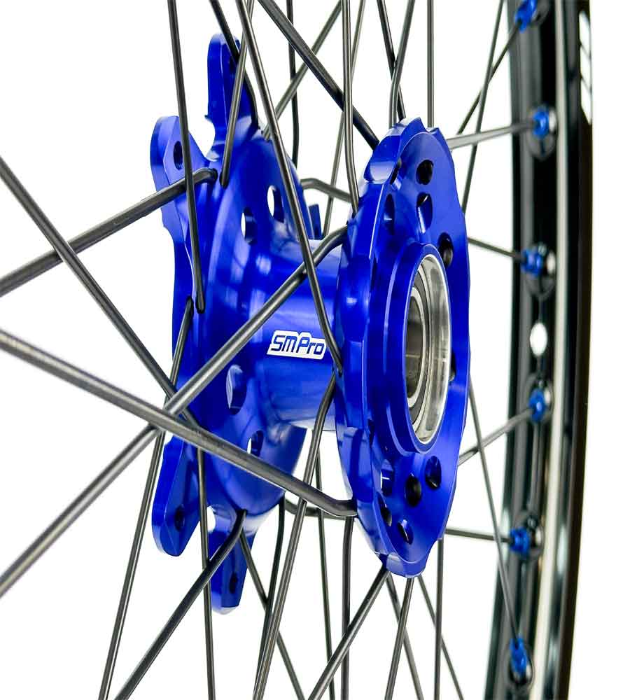 SM Pro Ultra Bee Wheels – Blue Hubs and Blue Nipples - EVFREAKSSM Pro Ultra Bee Wheels – Blue Hubs and Blue Nipples