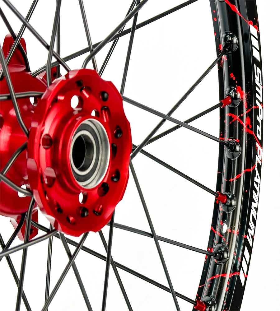 SM Pro Ultra Bee Wheels – Splatterkote Black With Red Splatter and Matte Spokes - EVFREAKSSM Pro Ultra Bee Wheels – Splatterkote Black With Red Splatter and Matte Spokes
