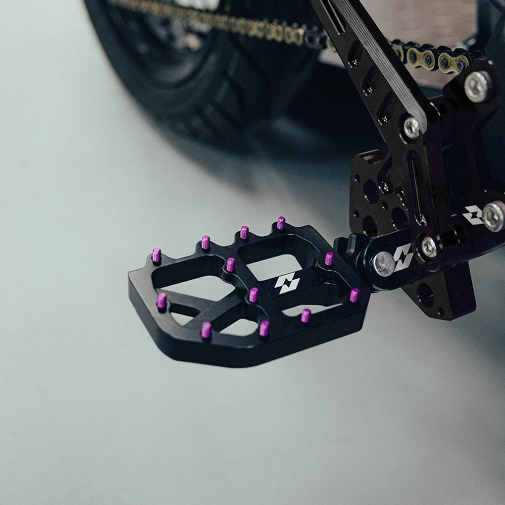 Foot Peg Set 5