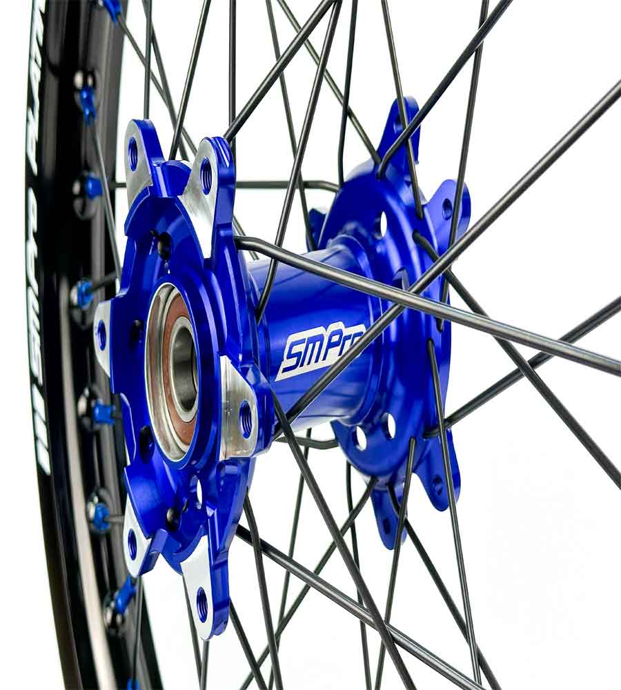 SM Pro Ultra Bee Wheels – Blue Hubs and Blue Nipples - EVFREAKSSM Pro Ultra Bee Wheels – Blue Hubs and Blue Nipples